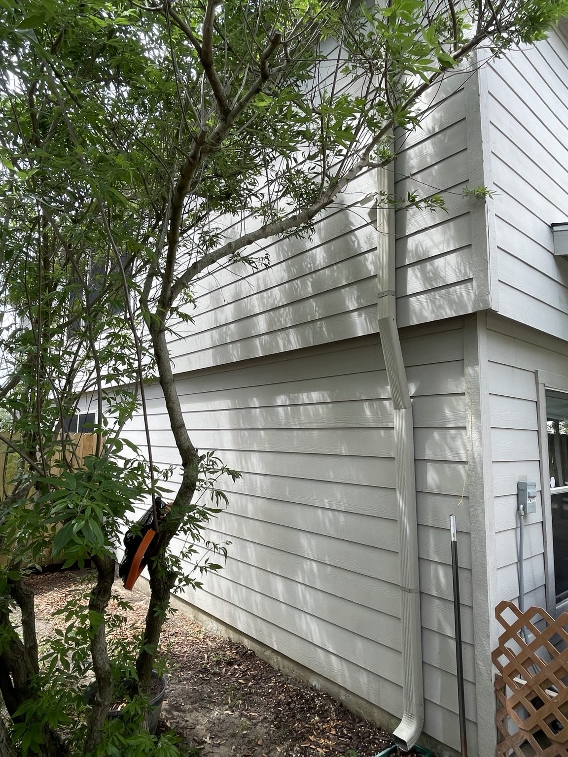 After: House Siding Soft Washing